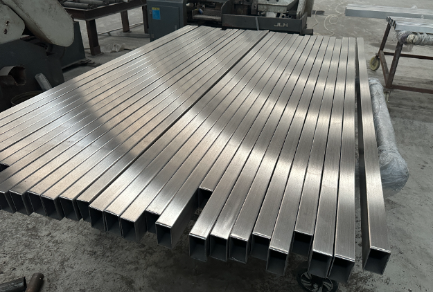 德宏不锈钢方管